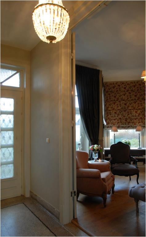 Bed & Breakfast Het Zilte Zand - Luxe Ontbijt - Gratis Parking - Westende 米德尔克尔克 外观 照片