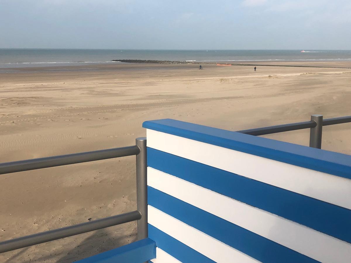 Bed & Breakfast Het Zilte Zand - Luxe Ontbijt - Gratis Parking - Westende 米德尔克尔克 外观 照片
